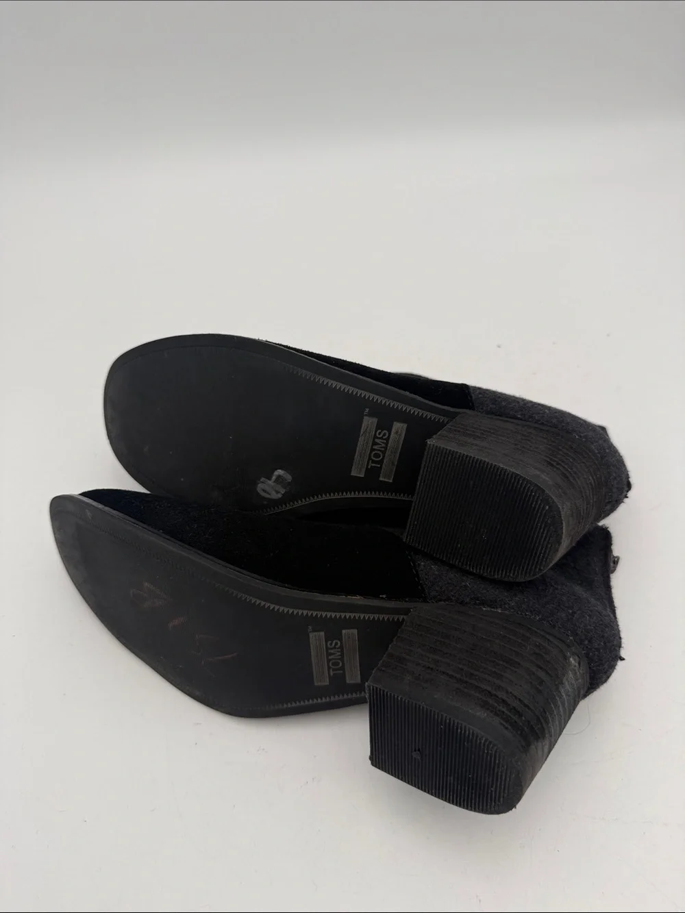 Toms Black Charcoal Two-Tone Ankle Booties 8.5 casual wool upper casual fall Y2K